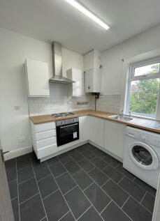 25 Warwick Drive, Wallasey, Merseyside, CH45 photo 3