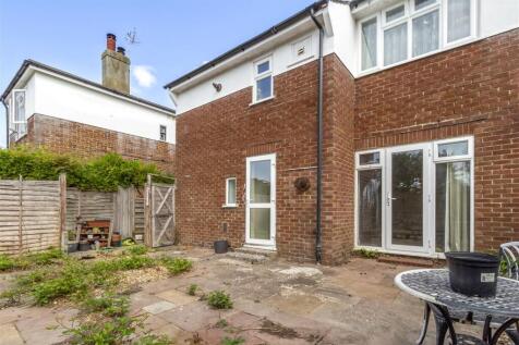 10 Chesham Close-014.JPG