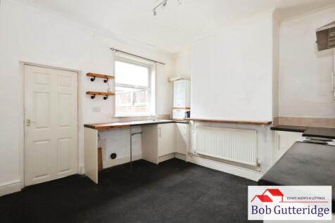 FITTED KITCHEN / DINER