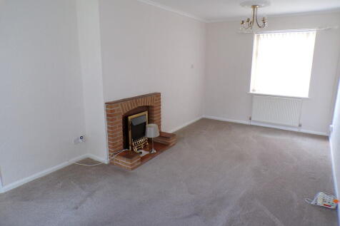 Ascot Drive, Cannock, Staffordshire photo 3