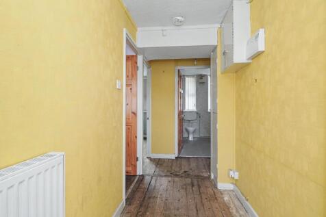 31 Urban Drive, Altrincham, Cheshire, WA15 8HX