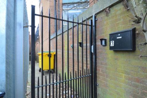 GATE ON SPRINGFIELD DRIVE