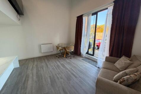 The Collegiate, Shaw Street L6 photo 4