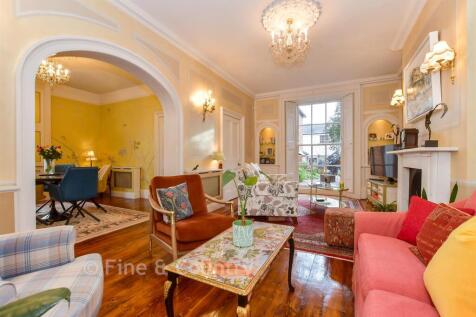 Internal Lifestyle Photograph