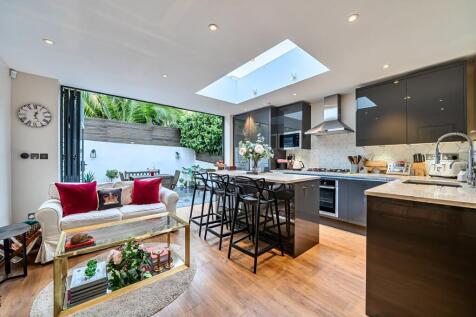 Click to visit Rightmove listing