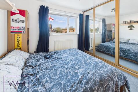 CAM03785G0-PR0329-ST