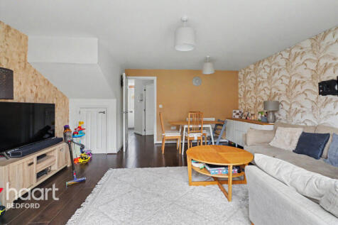 Anglia Way, Bedford photo 4
