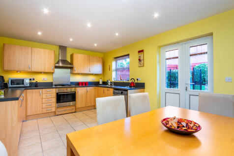 Kitchen/Dining Ro...