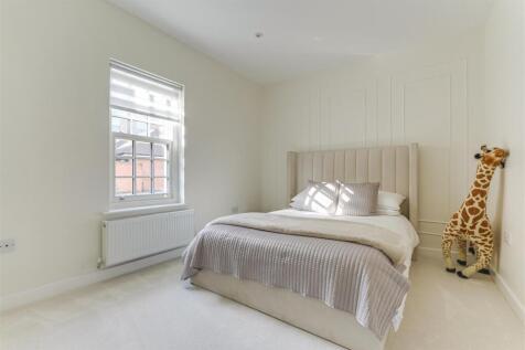 Railway Street-1.jpg