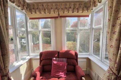 Lounge - Bay Window