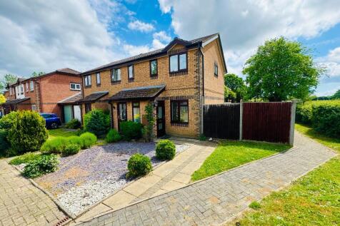 2-bed terraced on Templecombe Road, Bishopstoke, Eastleigh, SO50, £1,350/mo
