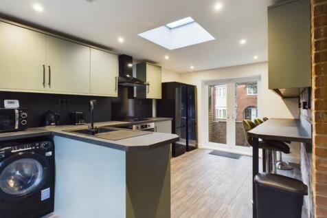 Clifton Road, Darlington photo 3