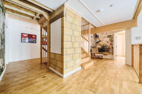 1332899-8-688c8c2...