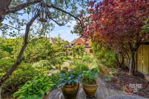 Tredcroft Road, 4 EXTERNALS-006.jpg