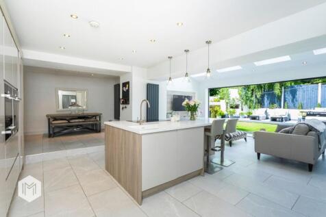 Bury, BL9 - property photo