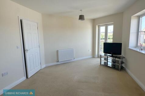 Open Plan - Living/Dining/Kitchen Area