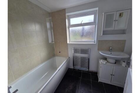 Devonshire Street, Bridgwater, TA6 photo 3