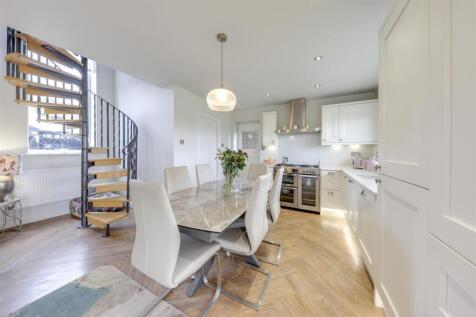 Annexe Dining / Kitchen