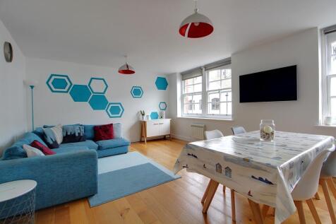 Living dining room 2