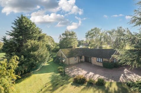 Grantham, NG32 - property photo