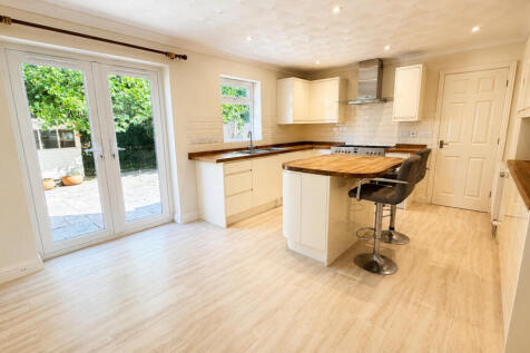 Dining to kitcher