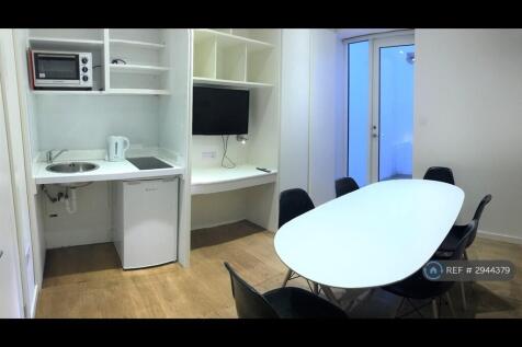 2nd Studio That Has Kitchen And Patio