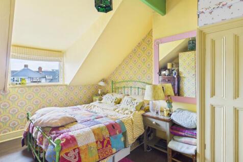 CAM04118G0-PR0148-STILL023.jpg