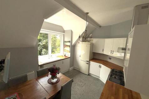FITTED KITCHEN/BREAKFAST ROOM