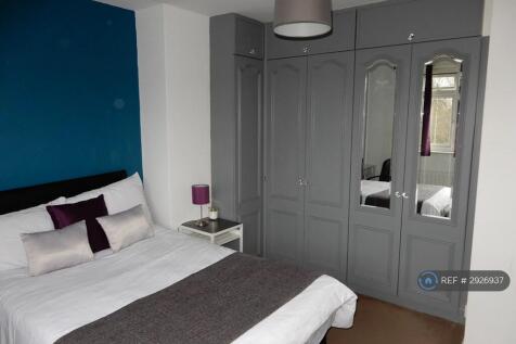Room 1 w/En-Suite