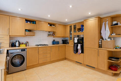 Kitchen - Angle 2