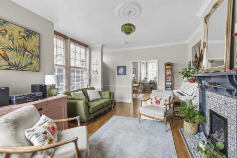 Totteridge Avenue-6.jpg