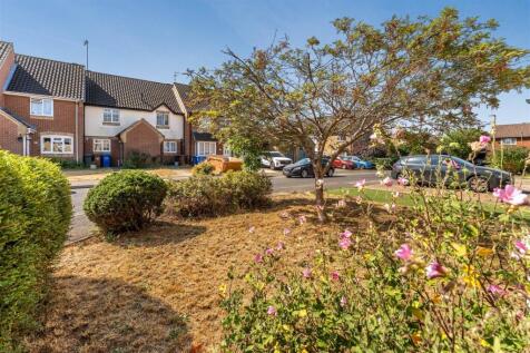 7 Canterbury Close, Banbury-6.jpg