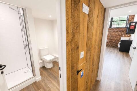 BTH Flat 5 (3).jpg