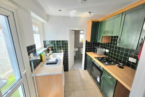 Vernon Road, Stratford, Newham, London photo 4