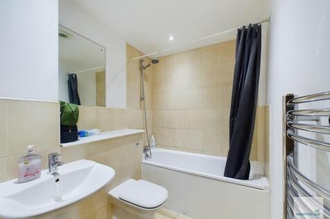 CAM03394G0-PR0203...