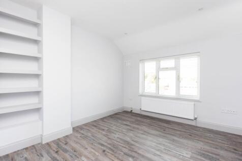 Flat B 99 Copse Lane High-3