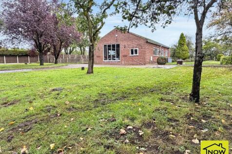 2-bed detached on Hargon Lane, Winthorpe, Nottinghamshire. , £1,500/mo