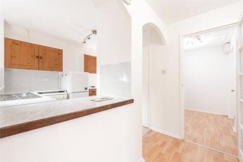 Cranbrook, Woburn Sands, Buckinghamshire, MK17 photo 5