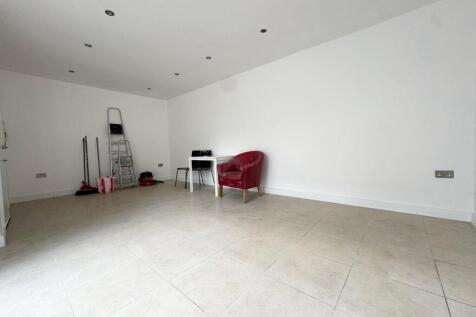 Tavistock Mews, Holloway, N19 photo 3