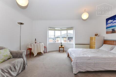 Celestial Gardens, Lewisham, SE13 photo 3