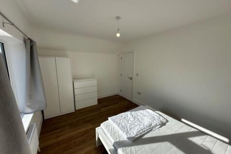 Beechen Drive, Bristol photo 5