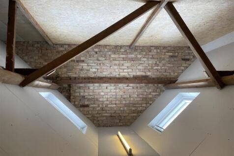 Loft Room.jpeg