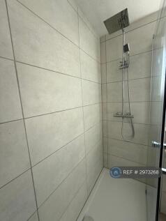 Mahon Close, Enfield, EN1 photo 4