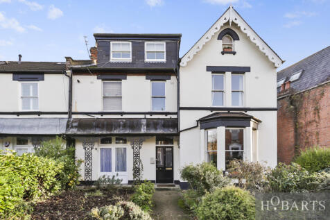 2-Bed Period Garden Flat