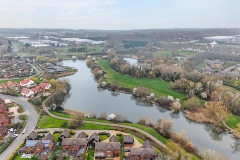 Drone@LodgeLakeWeb03.jpg