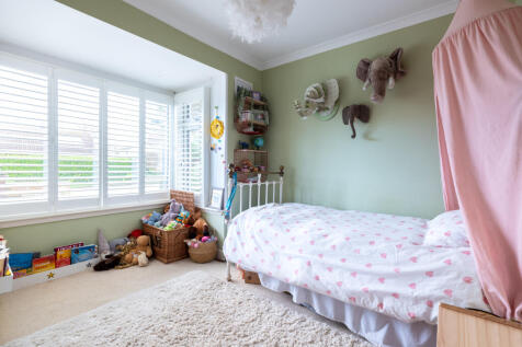 6797b997ad079_Hughenden-1