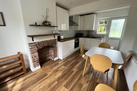Albany Road, Truro photo 3