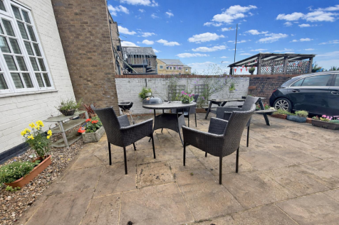 Courtyard Area.png