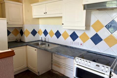 Kitchen.JPG