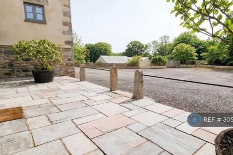 Front Courtyard